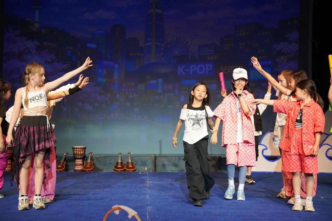 A Ticket Around the World: Grade 1–3 Musical — photo 1